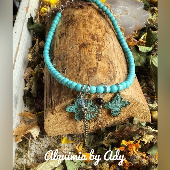 Turquoise cross charms short necklace - Picture 1 of 4